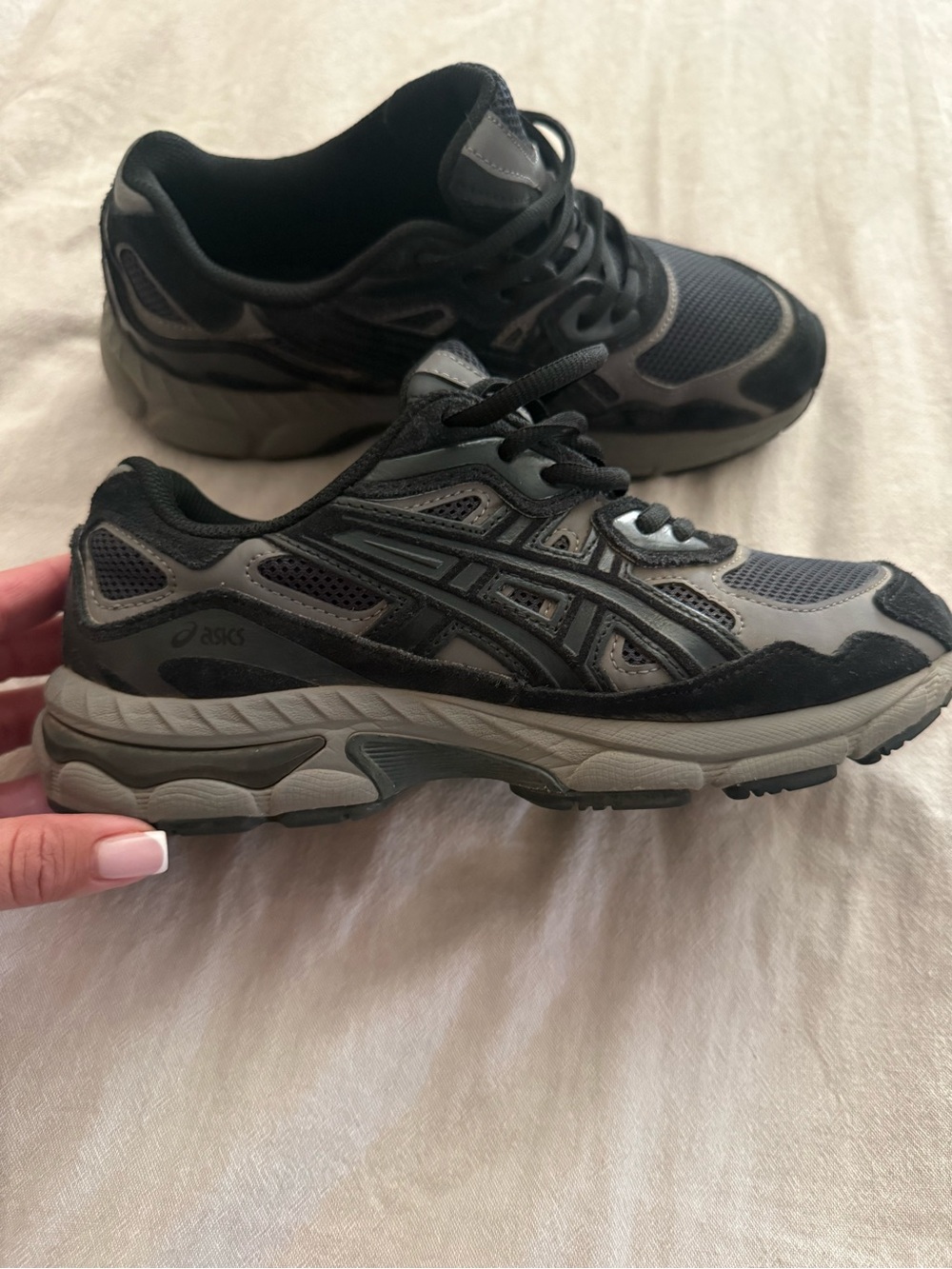 ASICS Kids Black and Gray Mesh Athletic Sneakers